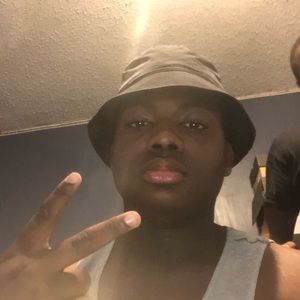 Meet your Posher, Elijah